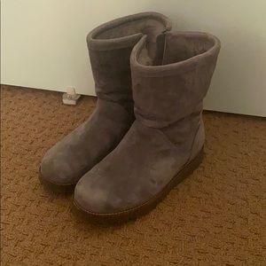 UGG boots short